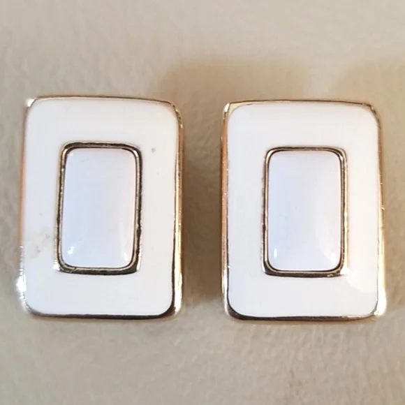 Vintage 12 Piece Jewelry Lot Necklaces Earrings Trifari LC - Picture 7 of 16